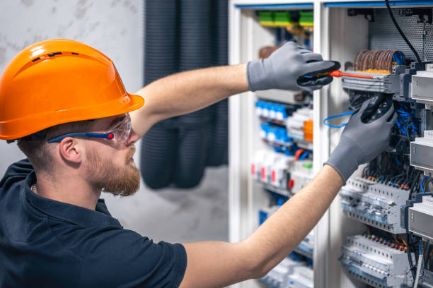 Best Emergency Electrical Repair  in Nassau Bay, TX